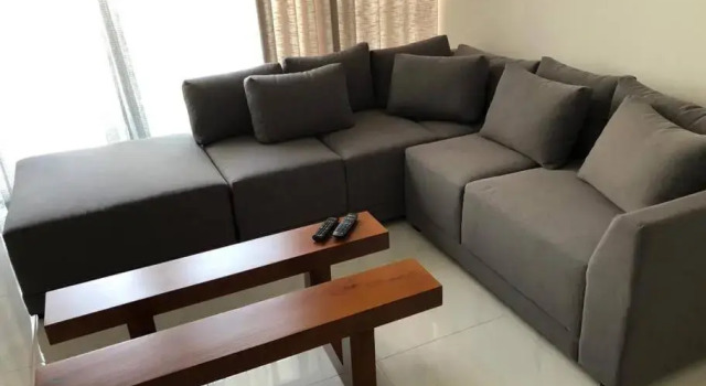 Modern luxury Condo,3 bedroom and 3 bathrooms