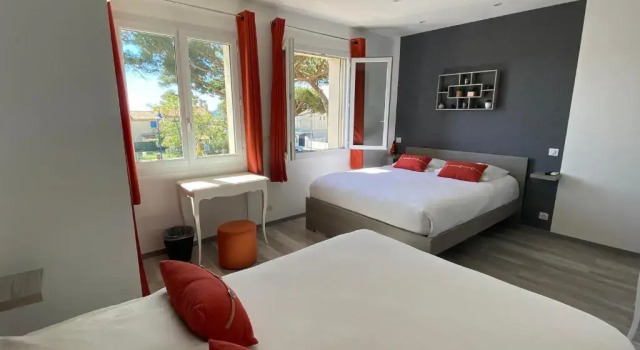 Четырёхместный номер Standard Hotel Le Kallisté