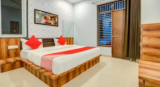OYO Townhouse 802 Hotel Lotus, Rezervovat Hotel Hotely v Rajasthan s parkováním, Parkování
