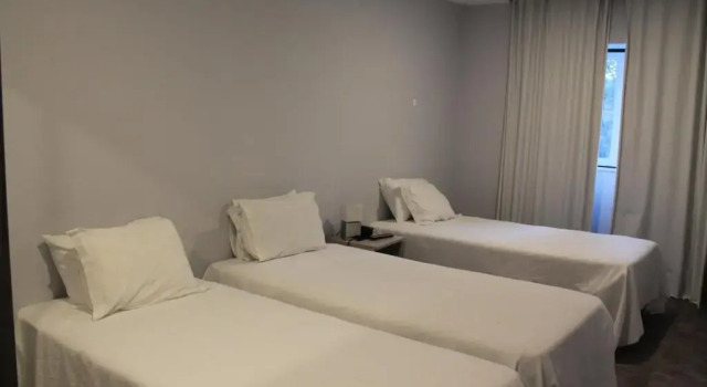 Трёхместный номер Standard Hotel dos Cavaleiros