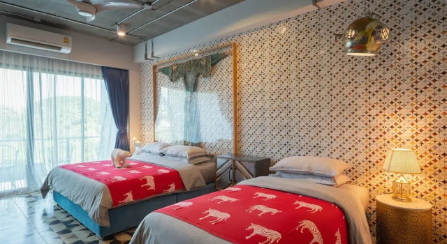 Трёхместный номер Deluxe с балконом River Art Hotel