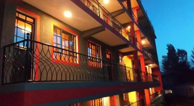 Camsupreme Studios Meru