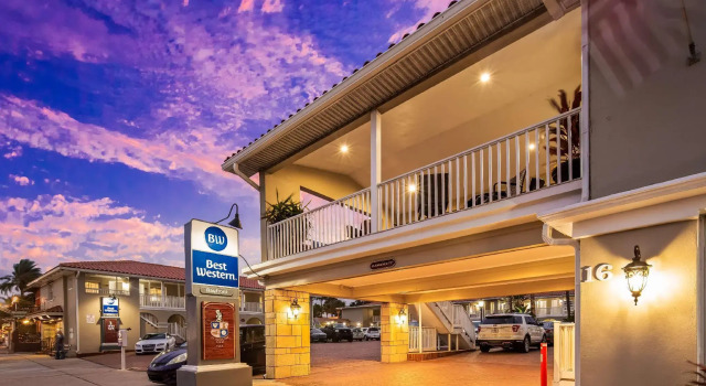 Номер Standard Best Western Historic Bayfront