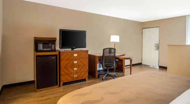 Quality Inn & Suites University Area