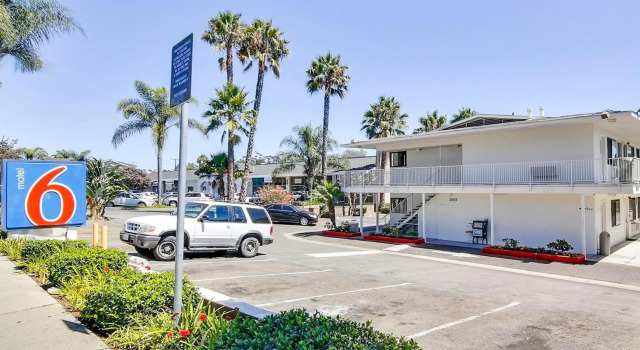 Четырёхместный номер Standard Vagabond Inn Santa Barbara, CA