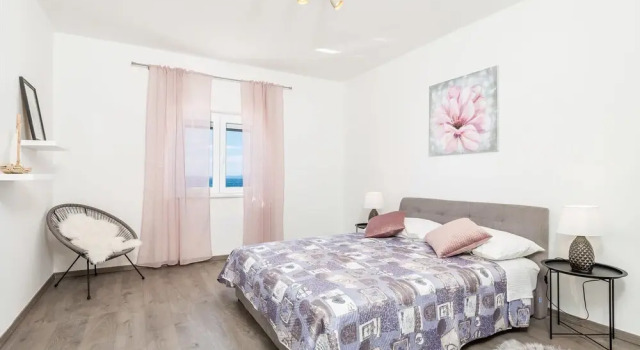 Beautiful Apartment in Sveti Juraj With Wifi and 2 Bedrooms, Rezerwuj Apartament Sveti Juraj 