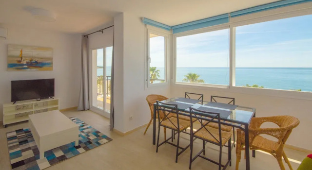 Апартаменты с 3 комнатами с балконом и с видом на море Apartamento Pasaje Victoria