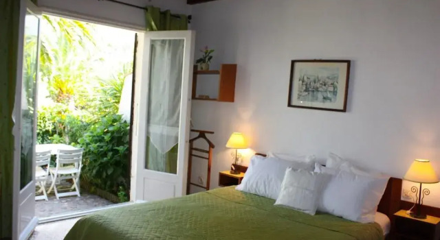 Residence Casa Oleanda, Varaa Hotelli Calvi 