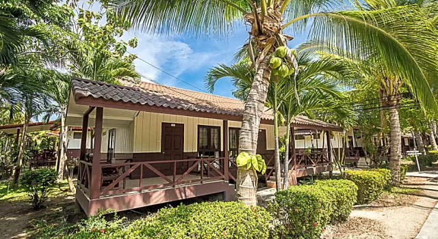 Двухместный номер Superior Coco Palm Beach Resort - SHA Extra Plus