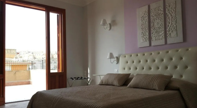 Трёхместный номер Comfort с балконом Simonettas Rooms