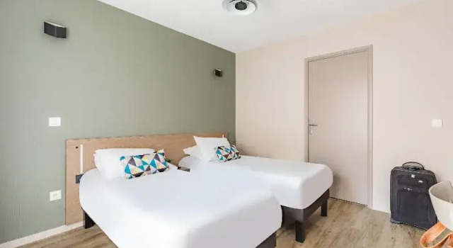 Студия с балконом AppartCity Confort Niort Centre