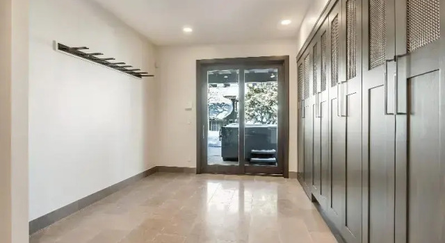 Номер Standard с 5 комнатами с балконом Stein Eriksen Residences