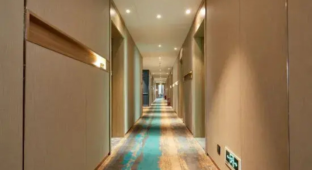 Leica Hotel, Забронировать Отель Отели Шэньчжэнь с парковкой, Парковка