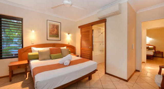 Апартаменты с 2 комнатами с балконом и с красивым видом из окна Seascape Holidays at The Queenslander