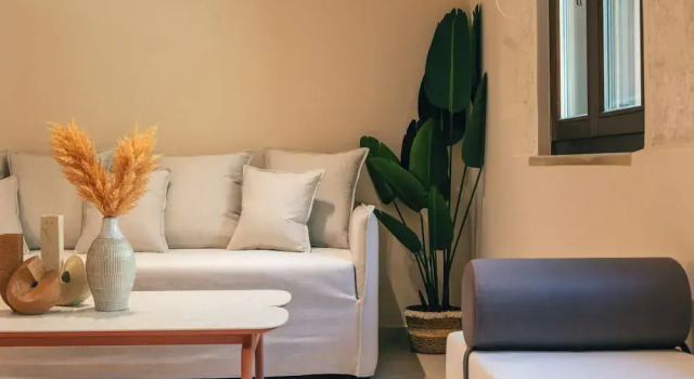 La Montre Luxury Boutique Suites