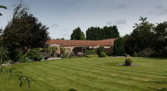 The Courtyard at High Catton Grange, Забронировать Отель Отели и гостиницы Стэмфорд-Бриджа, Отель