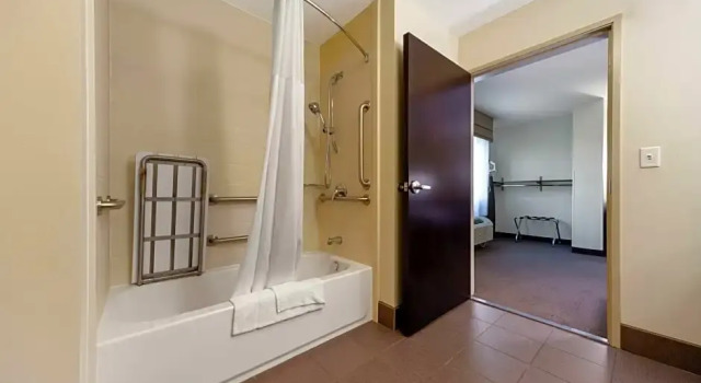 Люкс Sleep Inn & Suites Bismarck I-94