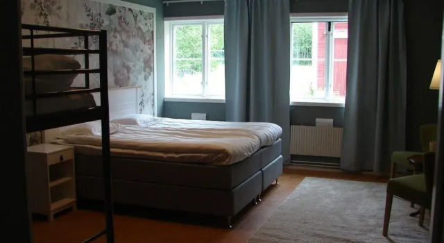 Sjugare Gård Glamping, Prenota Campeggio Hotel a Svealand con parcheggio, Parcheggio