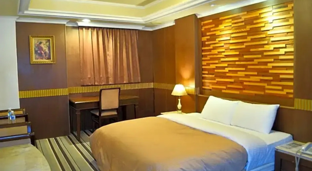 Четырёхместный номер Deluxe Super 8 by Wyndham Carlsbad