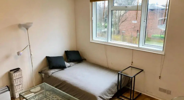 Апартаменты Central Apartment 5 Mins Putney Tube Station
