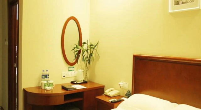 GreenTree Inn SuZhou LingBi County Middle JieFang Road Express Hotel