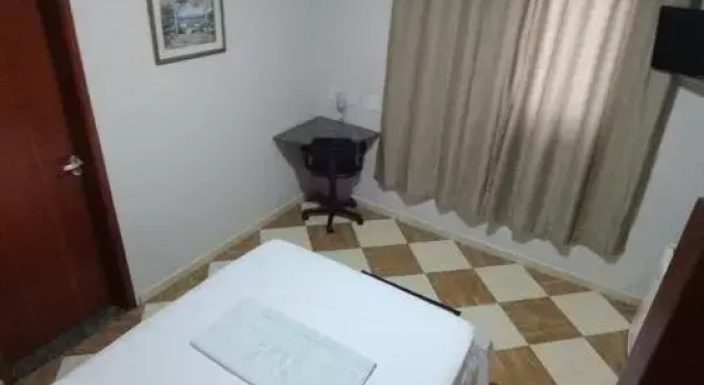 Hotel Menegon, Забронировать Отель Виньеду штат Сан-Паулу