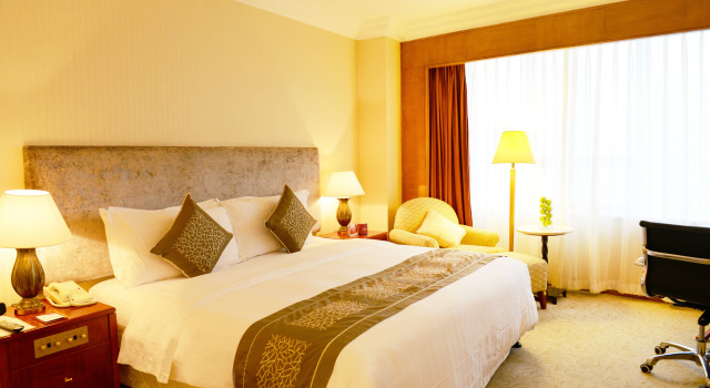 Crowne Plaza Hotel Qingdao by IHG