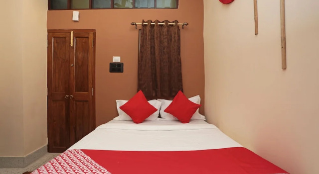 OYO 22297 Hotel 86b