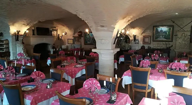 Hostellerie Saint Martin- Logis Hôtel et Restaurant, Réserver Hôtel Creully sur Seulles Plages du débarquement