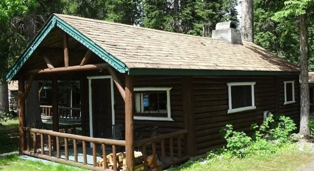 Номер Standard с видом на горы Kootenay Park Lodge