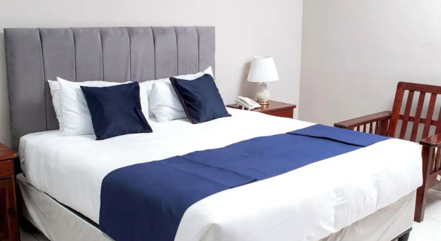 Kentucky Hotel, Брондау Қонақ үй Хараре Зимбабве