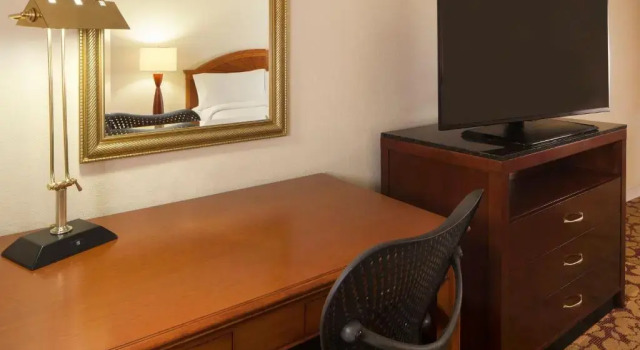 Двухместный номер Hilton Garden Inn Virginia Beach Town Center