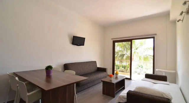 Lucky Hotel Apartments, Book Apartment Larnaka Larnaca Region