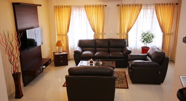 Teresa Plaza Luxury Serviced Apartments, Varaa Huoneisto Kottayam New Delhi