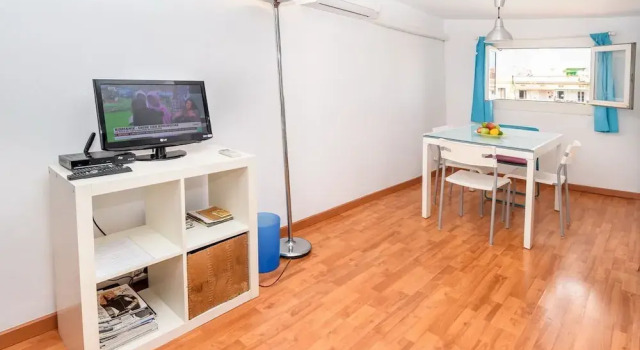 Central Attic Sant Antoni, Забронировать Отель Эшампле Барселона, рядом с Парк скульптур