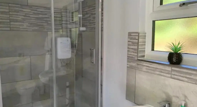 Апартаменты c 1 комнатой Independent Garden Studio - Sleeps Max 3.