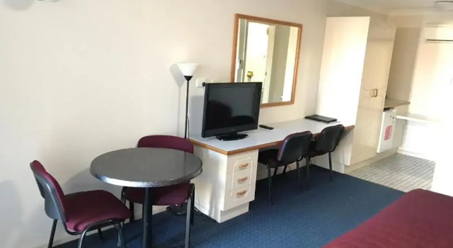 Семейный номер Standard Orange Motor Lodge