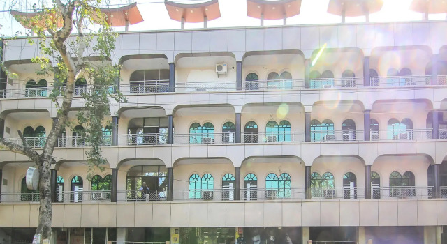 Capital O 12244 Hotel JK Palace, Забронировать Отель Отели Аллахабад с завтраком, Завтраки