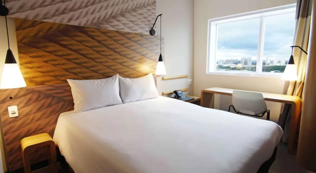 Номер Standard ibis Osasco