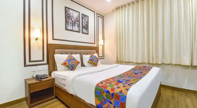 Номер Premium FabHotel LFC