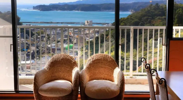 Четырёхместный номер Superior Katsuura Hilltop Hotel & Residence