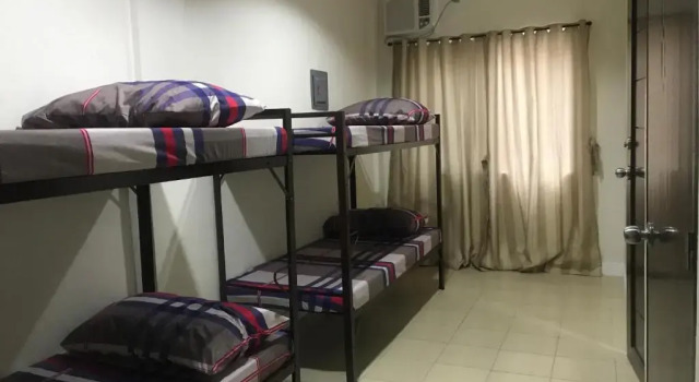 Четырёхместный номер Standard One Terence Residences Pasay near MOA