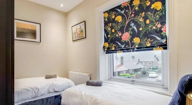 Cosy Walkers Retreat in Meltham Doggie Friendly, Забронировать Отель Отели Англии 3 звезды, 3*