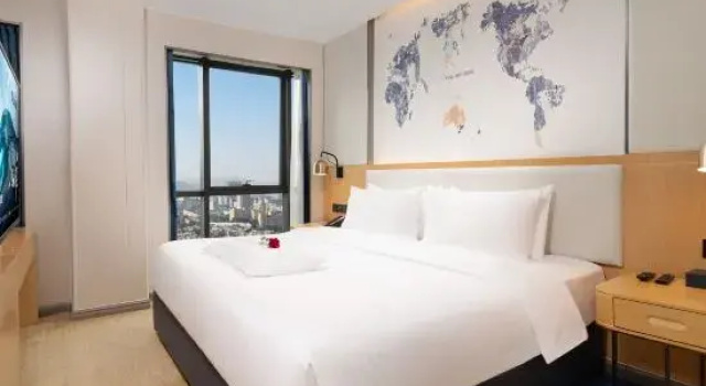 Люкс Kyriad Marvelous Hotel (Zhongshan South District)