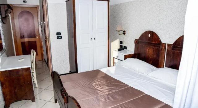 Двухместный номер Business Hotel