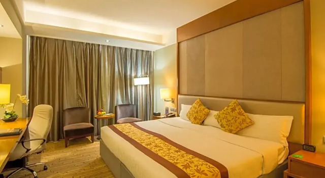 Номер Deluxe The Longemont Shenyang