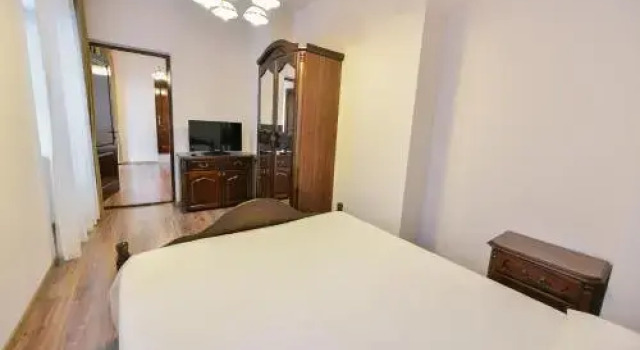 Le Petit Paris, Varaa Hotelli Cluj-Napoca 