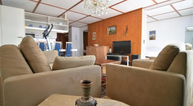 Haus Viols 46, Book Hotel Savognin Grisons