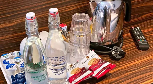 Номер Standard Crestfield Hotel