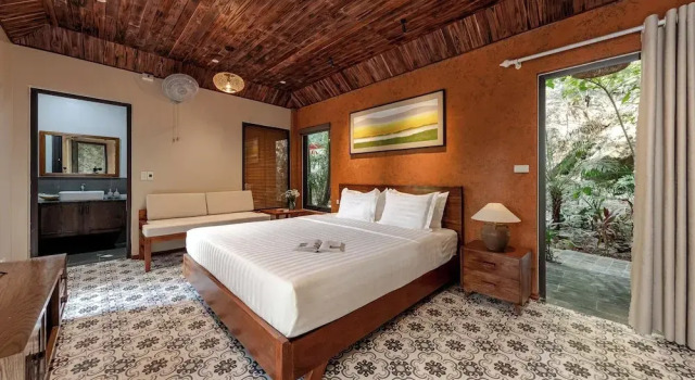 Двухместный номер Deluxe с видом на бассейн Trang An Aroma Homestay